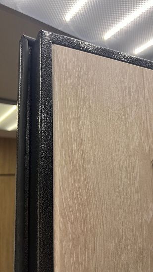 Входная дверь  